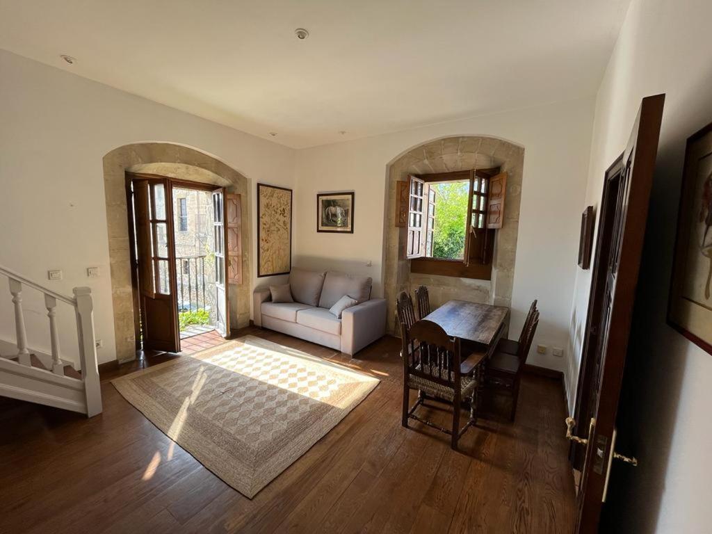 Apartamento Gaudi Комільяс Екстер'єр фото