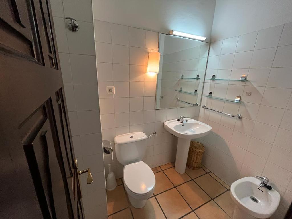 Apartamento Gaudi Комільяс Екстер'єр фото